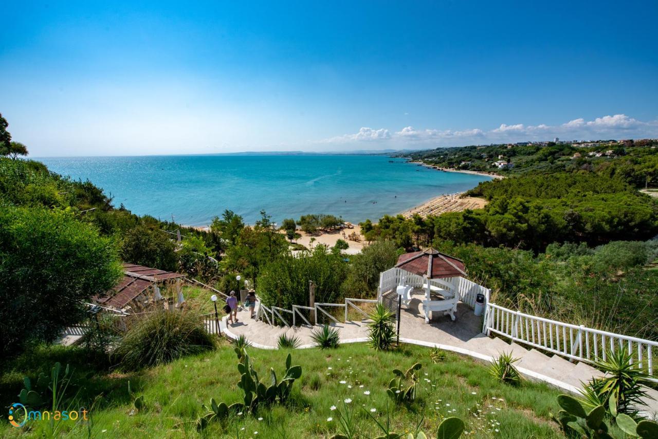 Aparthotel Grotta Del Saraceno Vasto Exterior foto